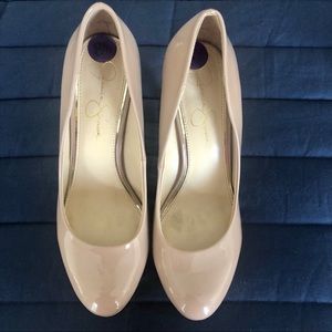Jessica Simpson nude pump heel